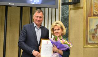 Глава стройкомплекса вручил награды сотрудникам компании «ИНГЕОКОМ»